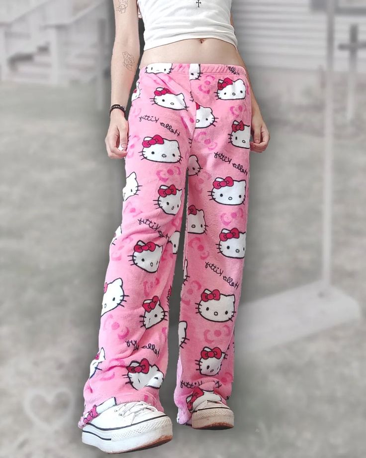 𝗛𝗲𝗹𝗹𝗼 𝗞𝗶𝘁𝘁𝘆 𝗣𝗮𝗷𝗮𝗺𝗮𝘀 𝗽𝗮𝗻𝘁𝘀